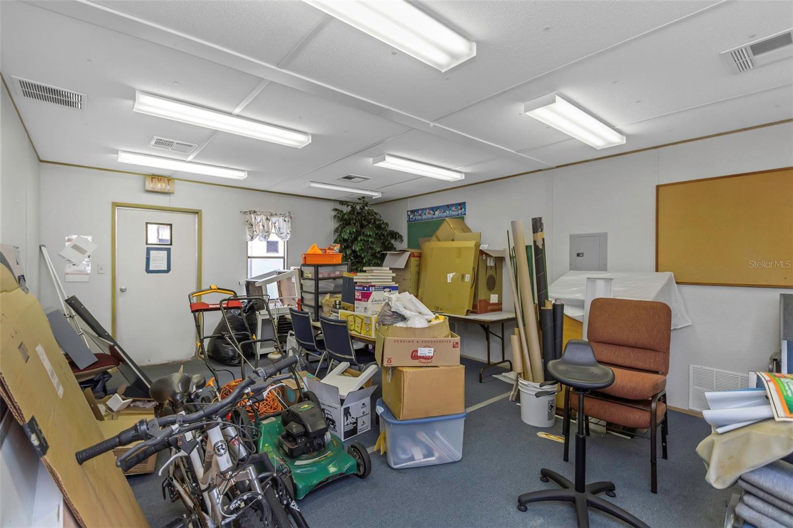 Image 68 of 80 For 17500 Marsh Road