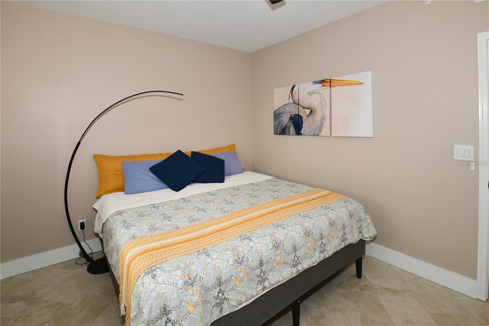 Image 32 of 59 For 6315 Shoreline Drive 3306