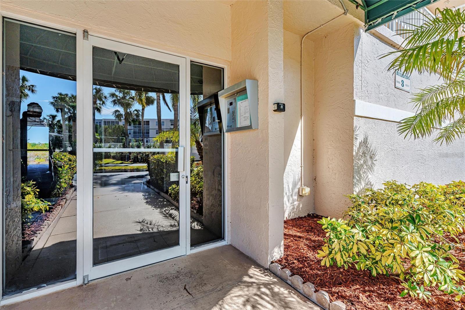 Image 38 of 59 For 6315 Shoreline Drive 3306