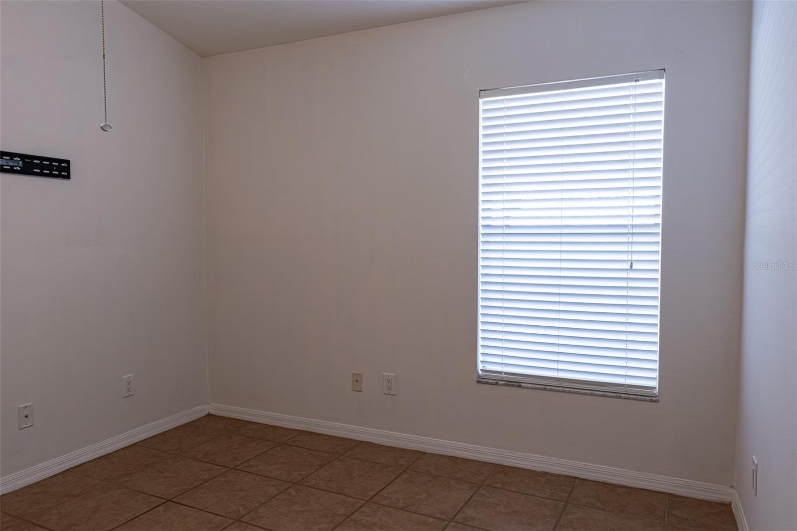 Image 13 of 41 For 8521 Quarter Horse Drive