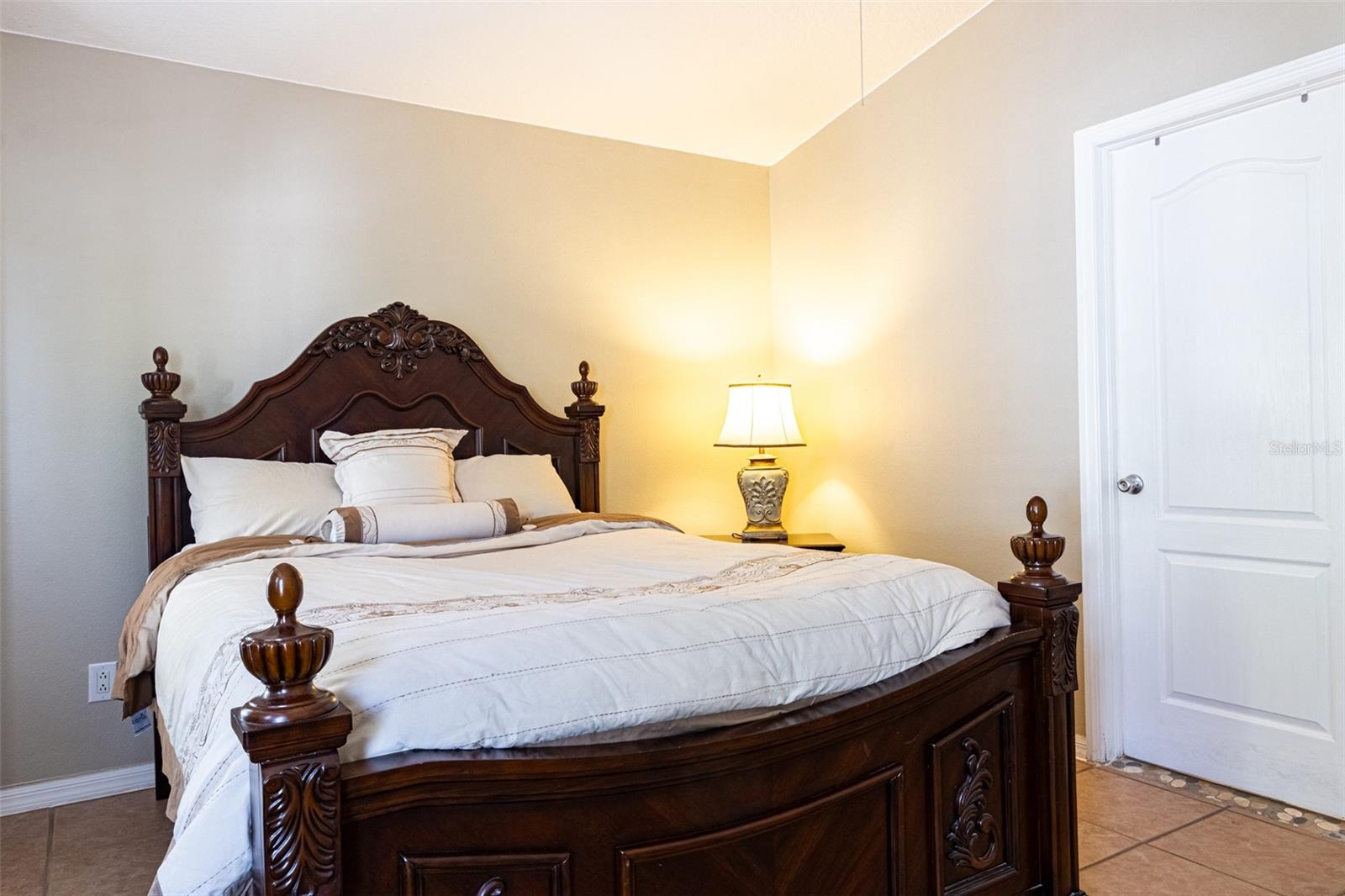 Image 18 of 41 For 8521 Quarter Horse Drive