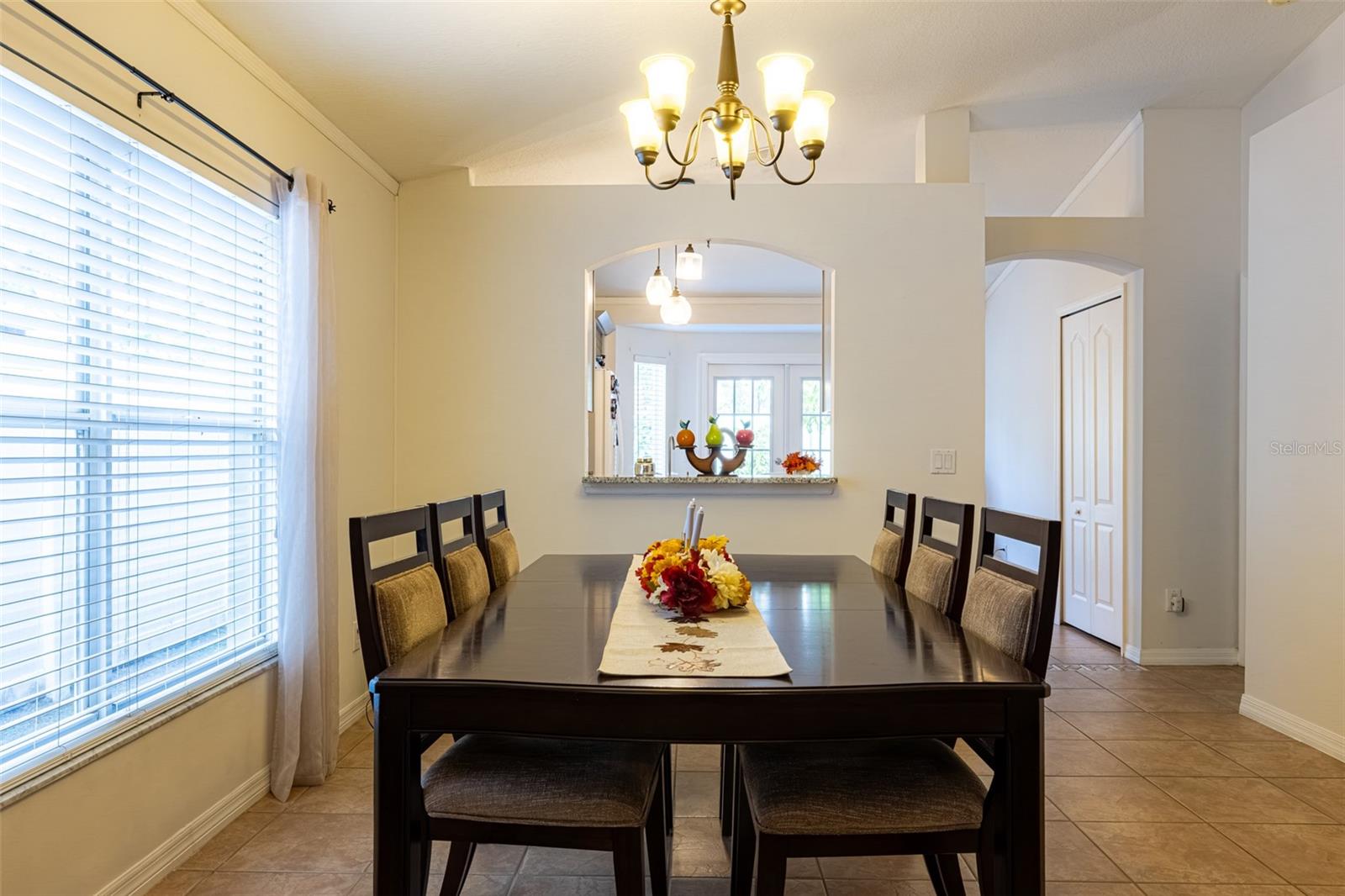 Image 8 of 41 For 8521 Quarter Horse Drive