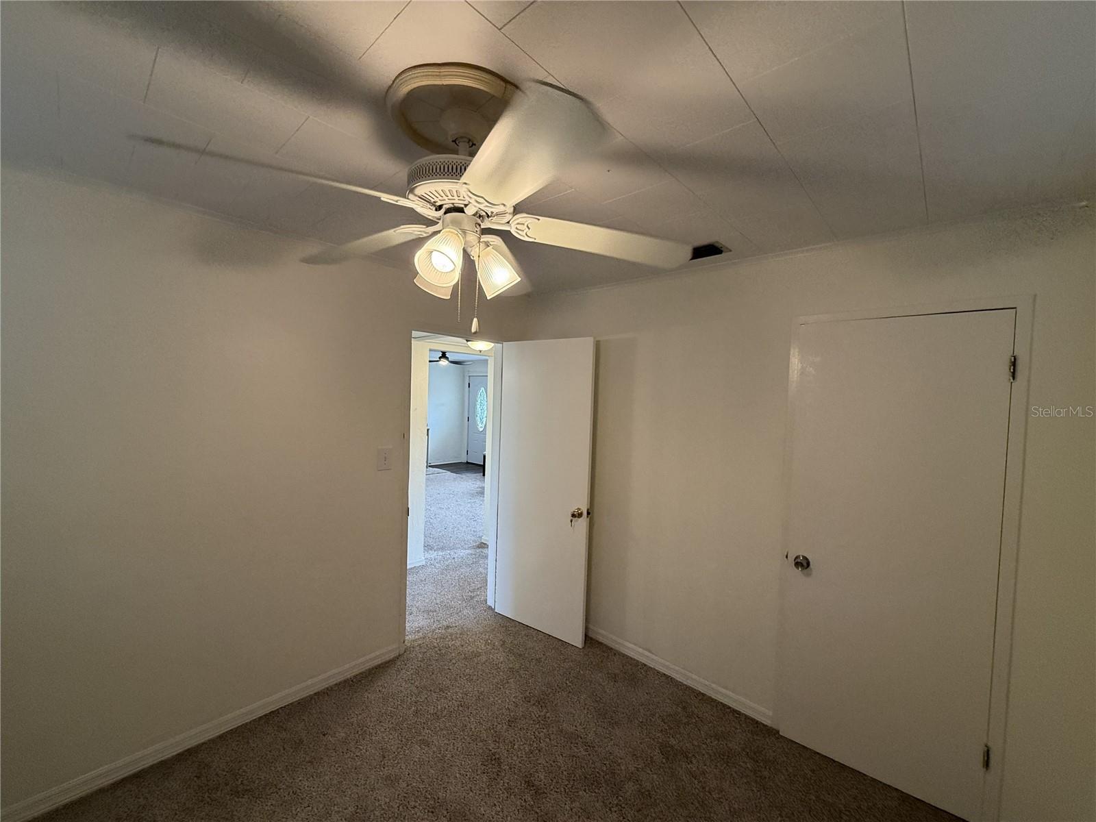 Image 16 of 22 For 425 40th Avenue Ne