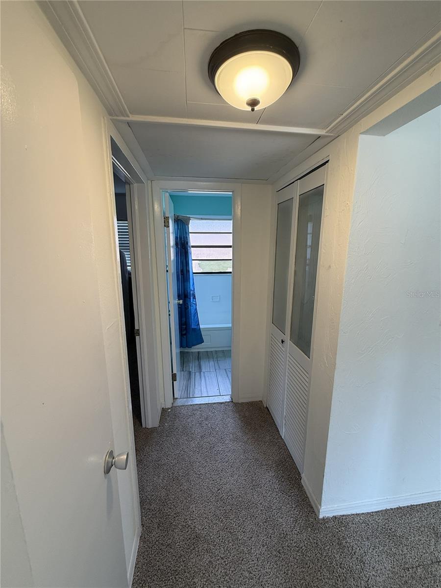 Image 22 of 22 For 425 40th Avenue Ne