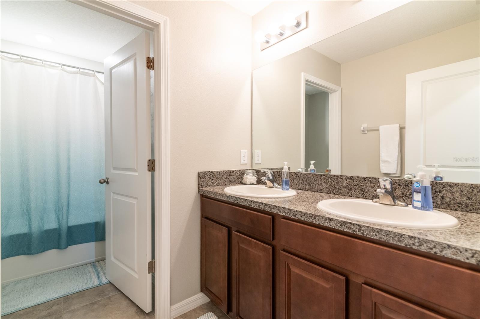 Image 32 of 56 For 5127 Sable Chime Drive