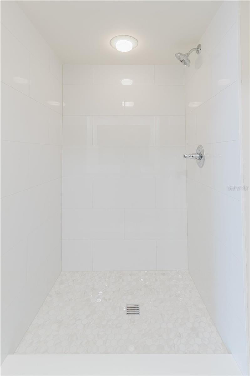 Image 29 of 46 For 6 Belleview Boulevard 706