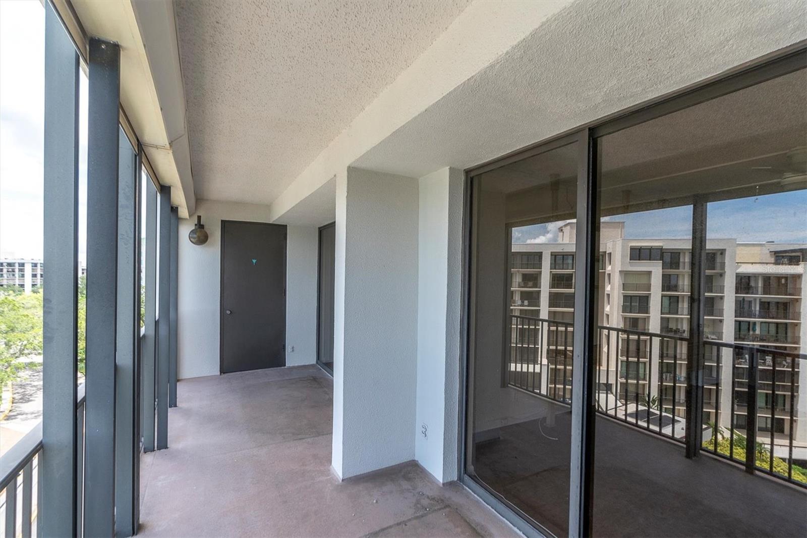 Image 33 of 46 For 6 Belleview Boulevard 706