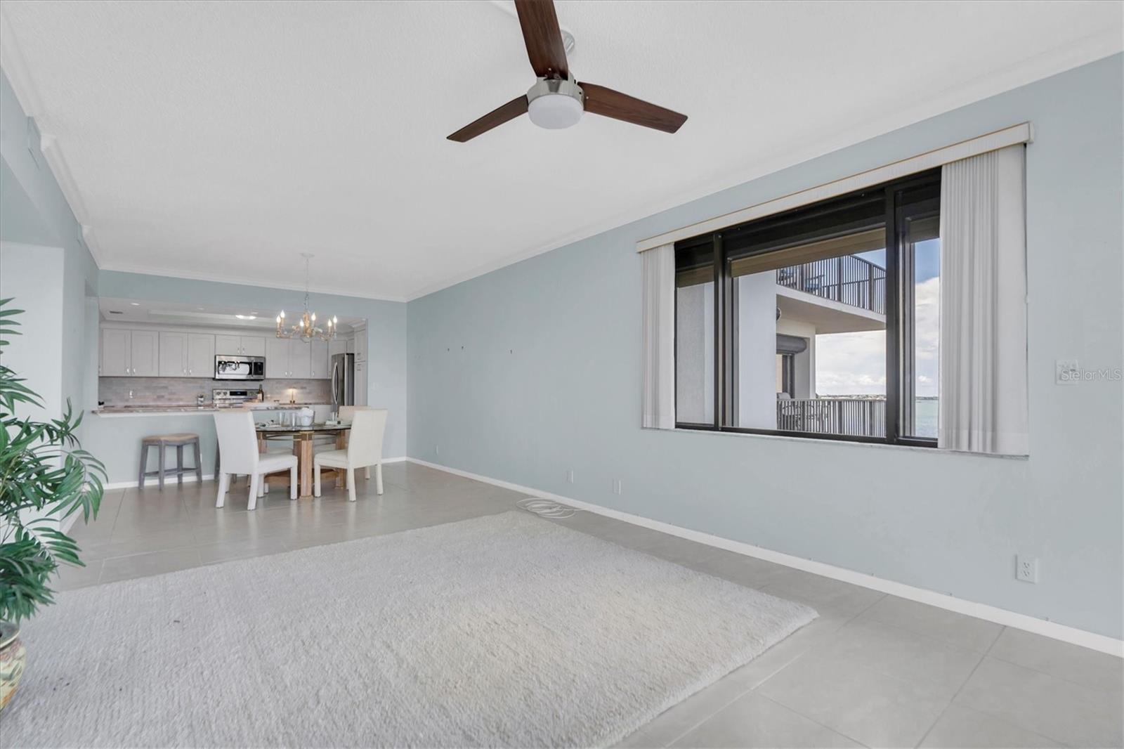 Image 7 of 46 For 6 Belleview Boulevard 706