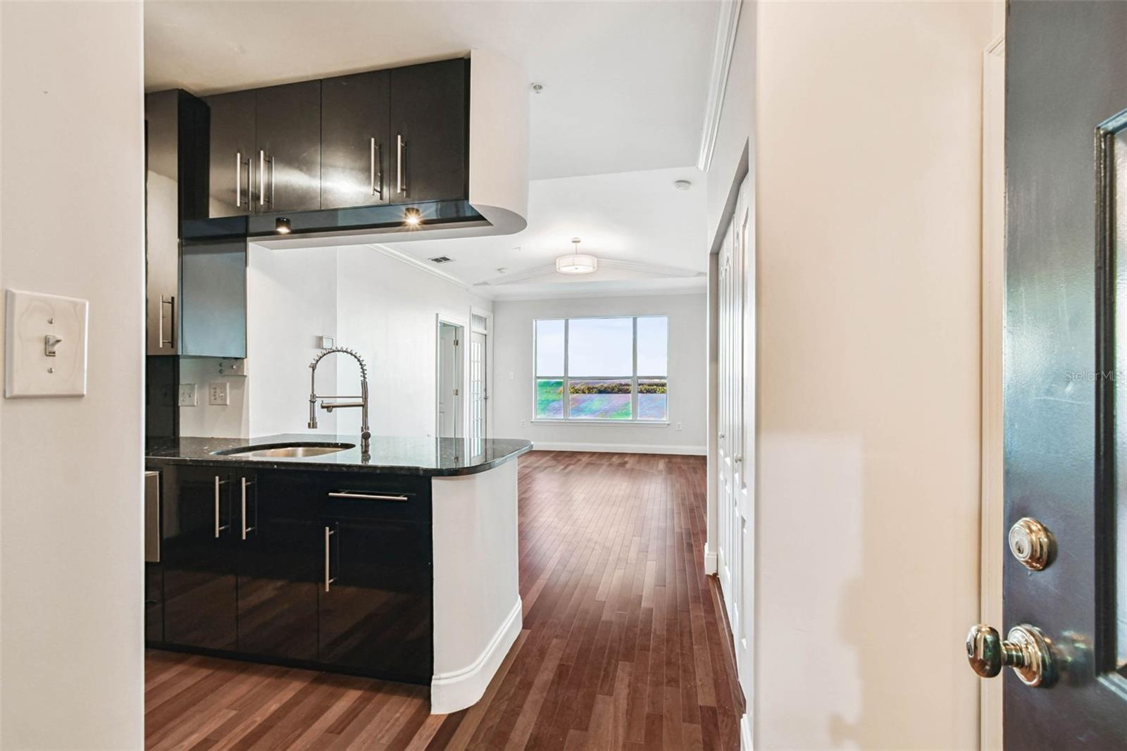 Image 16 of 94 For 5000 Culbreath Key Way 9-318