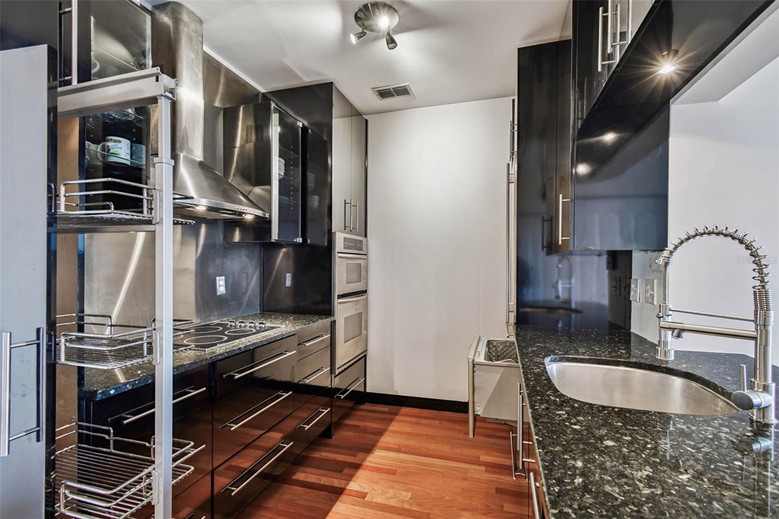 Image 20 of 94 For 5000 Culbreath Key Way 9-318