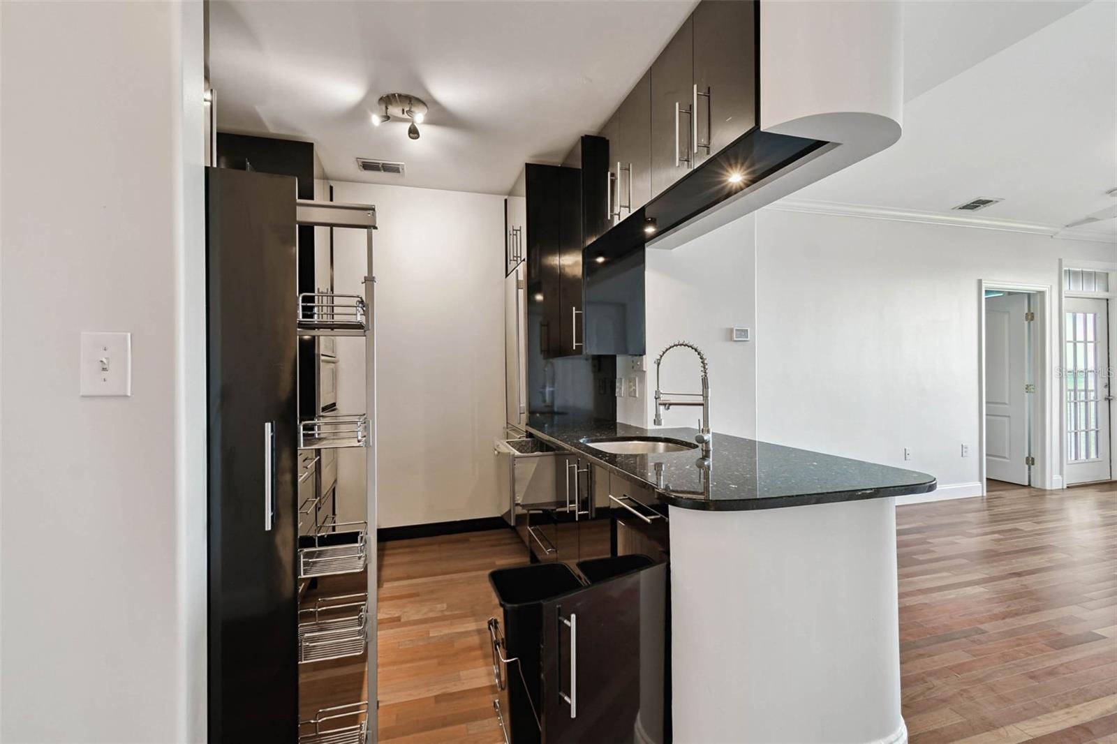 Image 22 of 94 For 5000 Culbreath Key Way 9-318