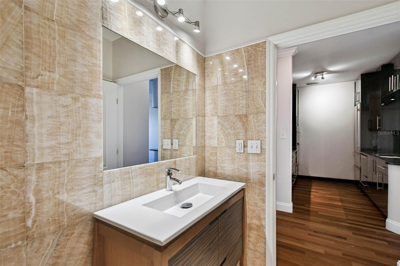 Image 23 of 94 For 5000 Culbreath Key Way 9-318