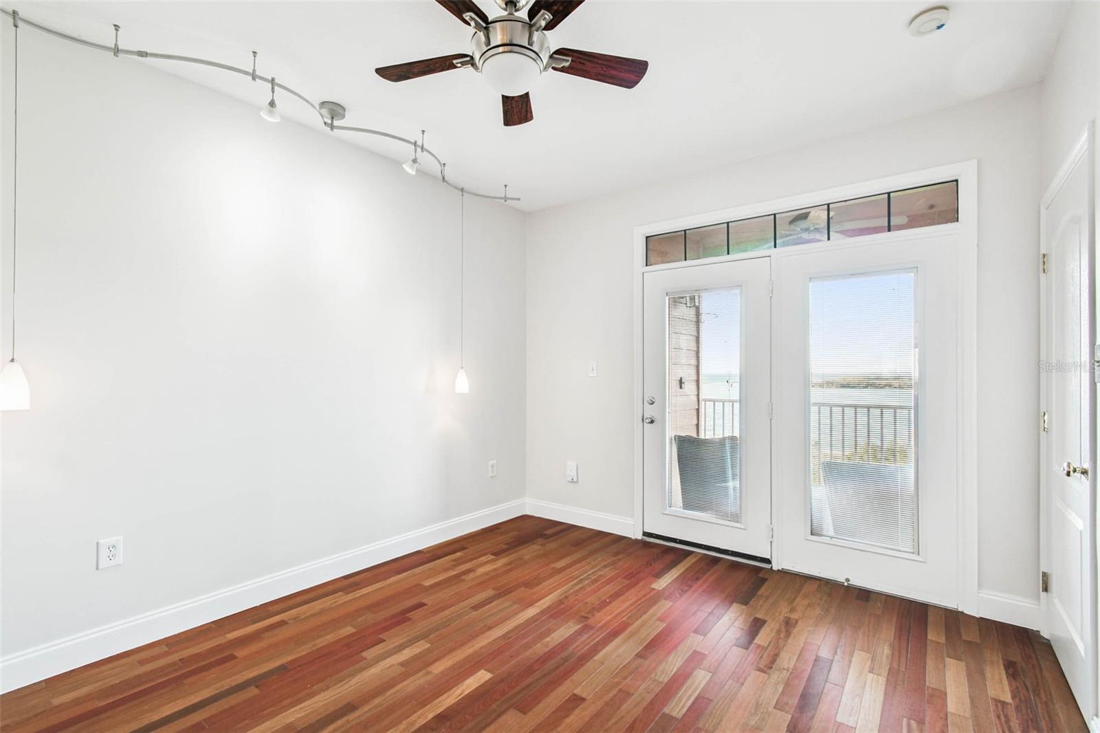 Image 27 of 94 For 5000 Culbreath Key Way 9-318