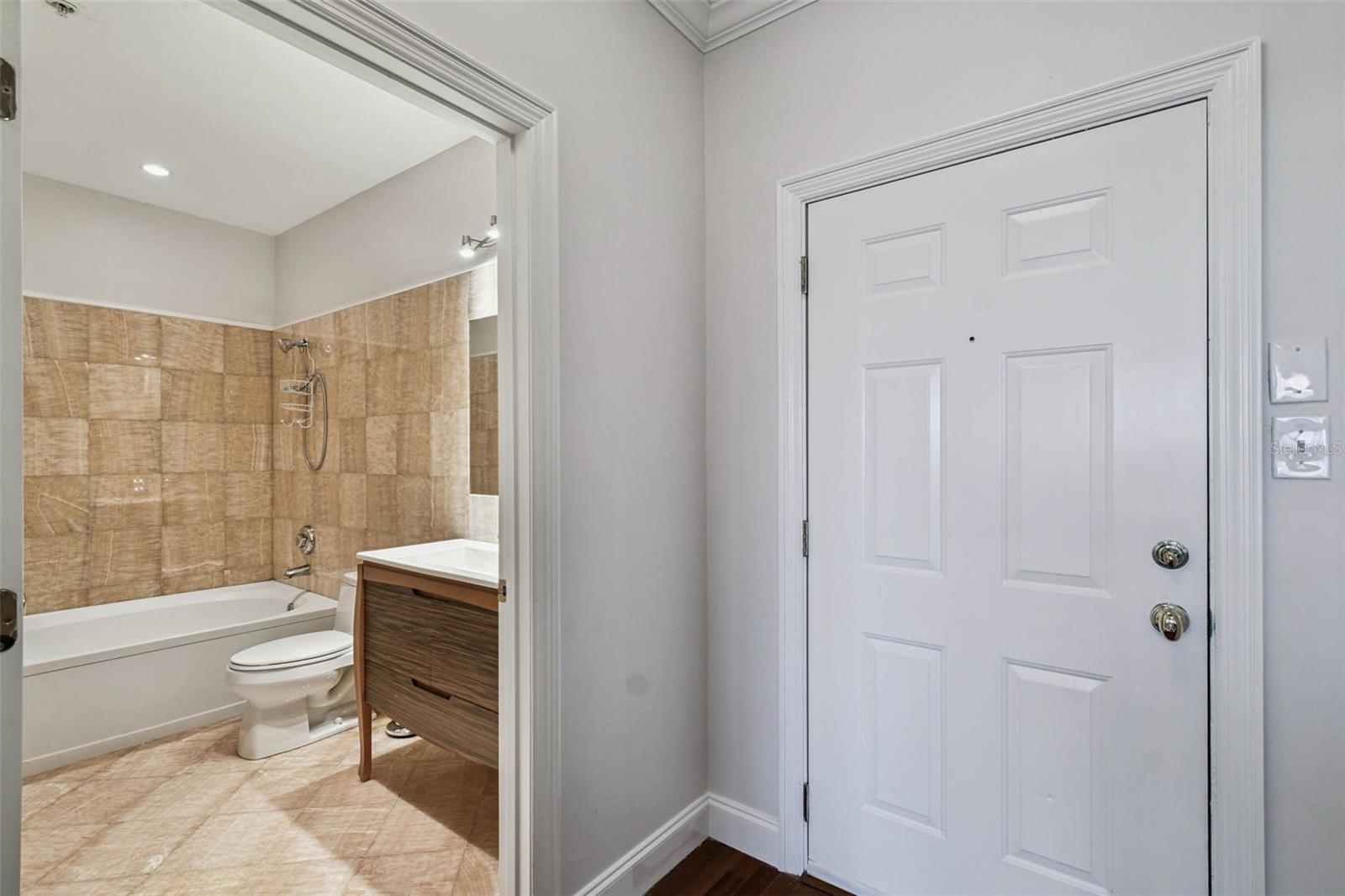 Image 41 of 94 For 5000 Culbreath Key Way 9-318