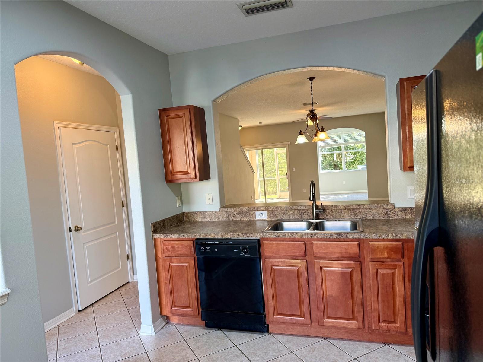 Image 14 of 32 For 1040 Sleepy Oak Drive