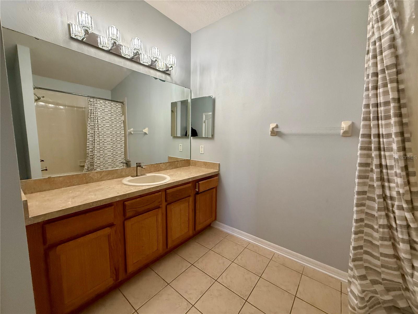 Image 25 of 32 For 1040 Sleepy Oak Drive