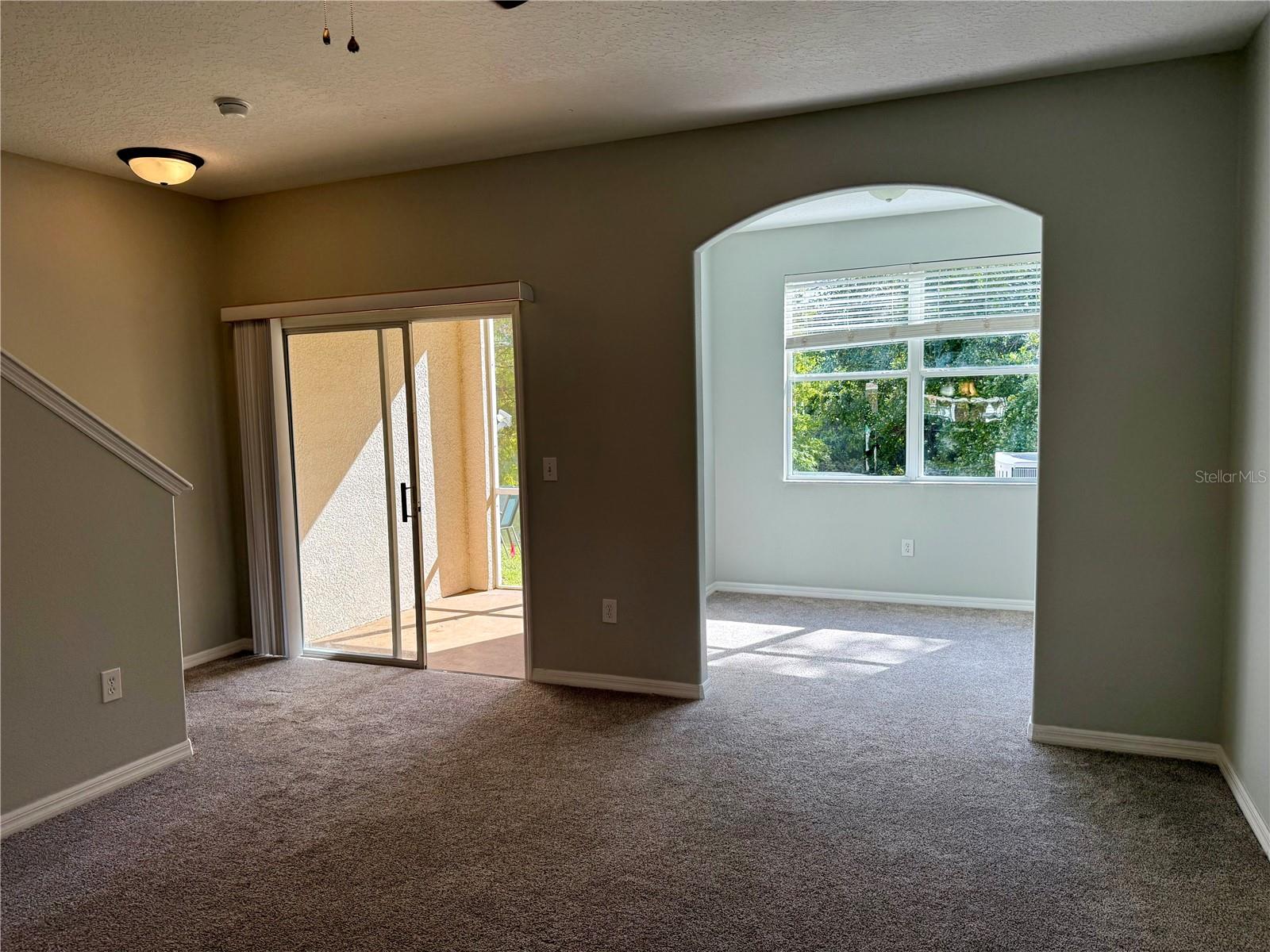 Image 4 of 32 For 1040 Sleepy Oak Drive