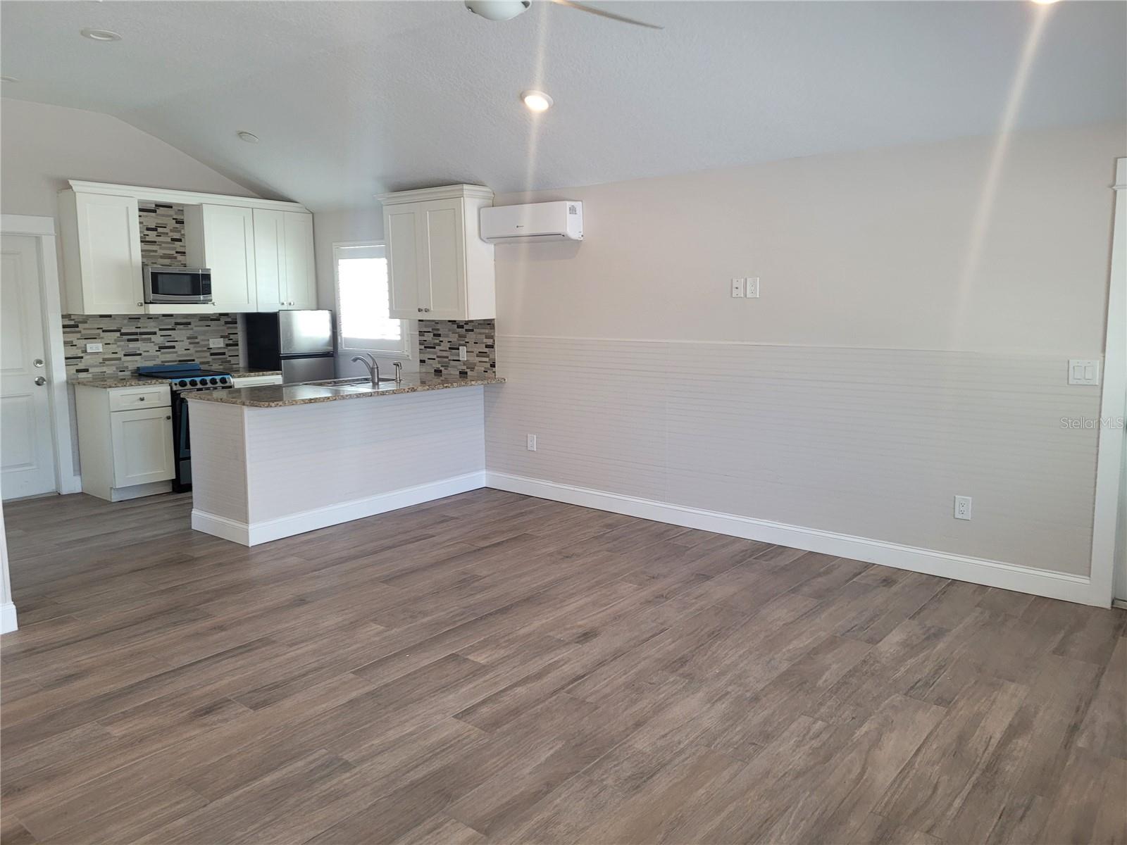 Image 12 of 12 For 12217 1-2 Sunshine Lane