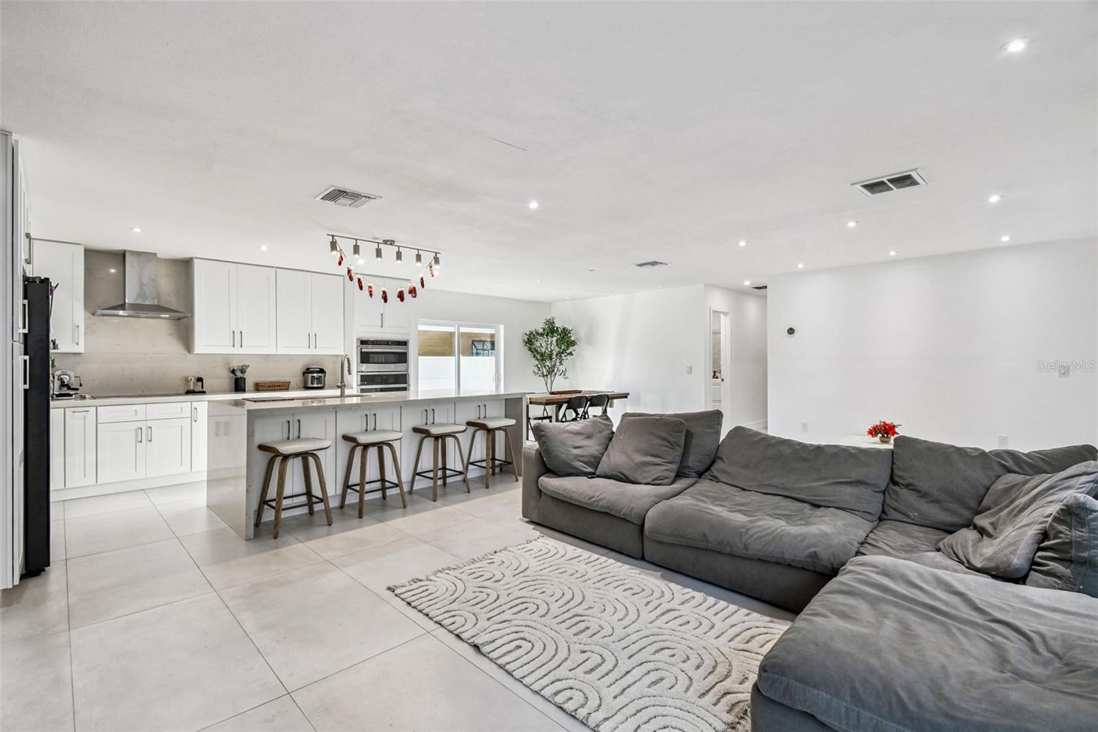 Image 10 of 38 For 7204 Branchwood Court