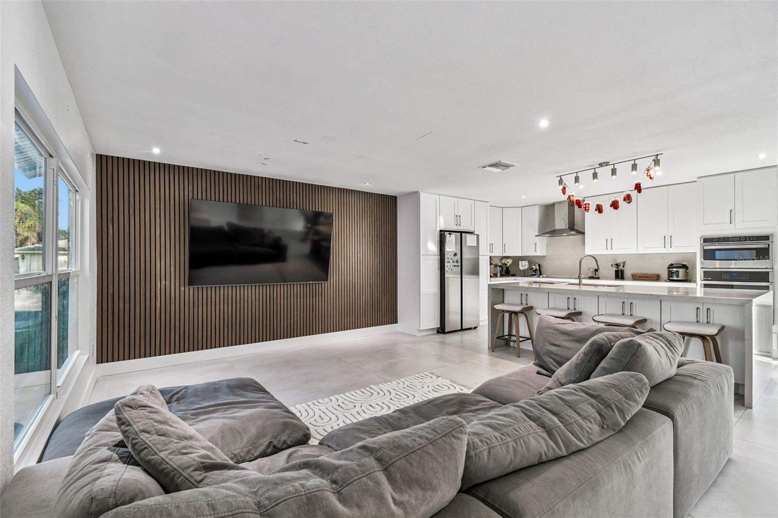 Image 13 of 38 For 7204 Branchwood Court