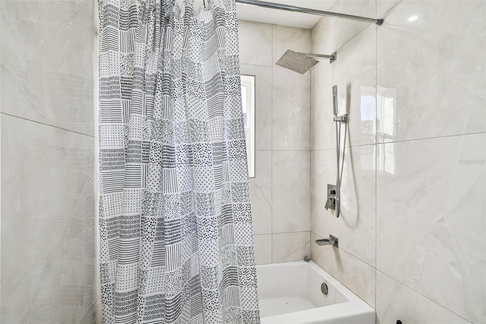 Image 15 of 38 For 7204 Branchwood Court