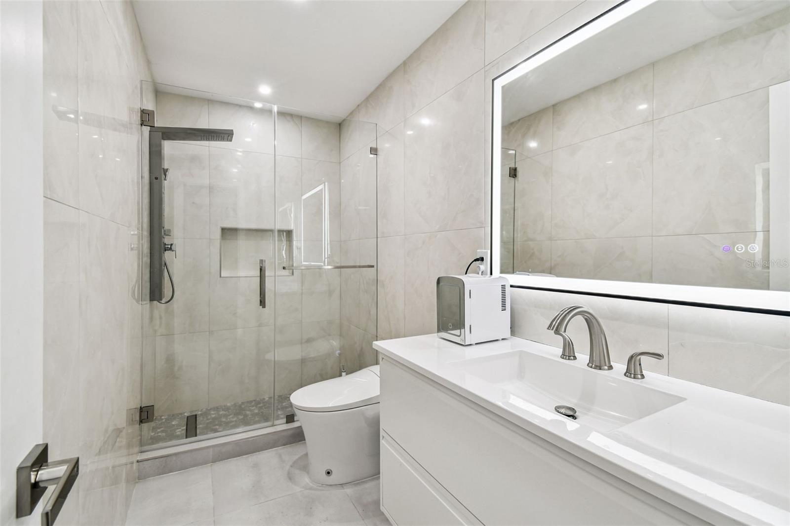 Image 25 of 38 For 7204 Branchwood Court