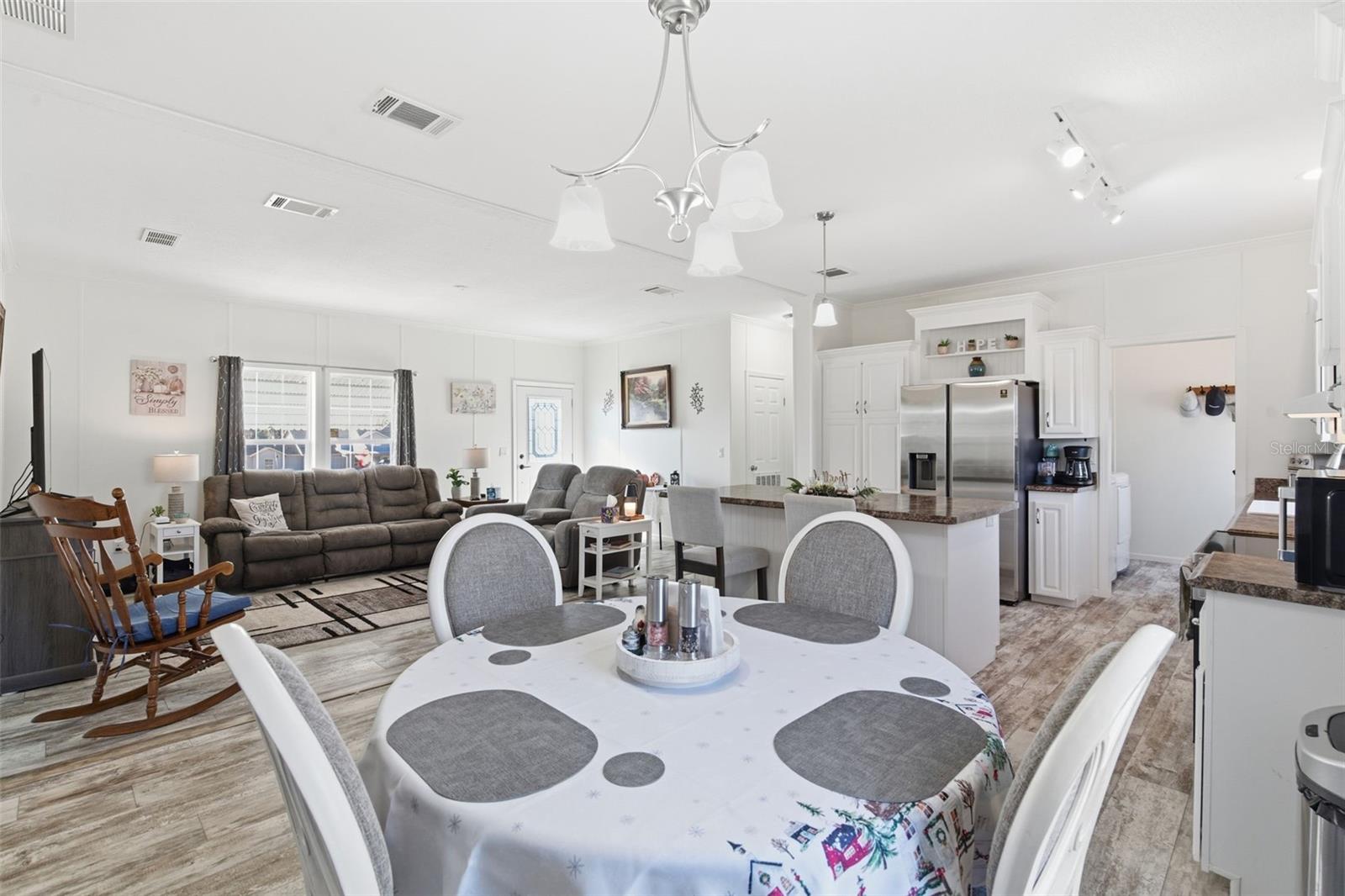 Image 19 of 46 For 12441 Hexam Road