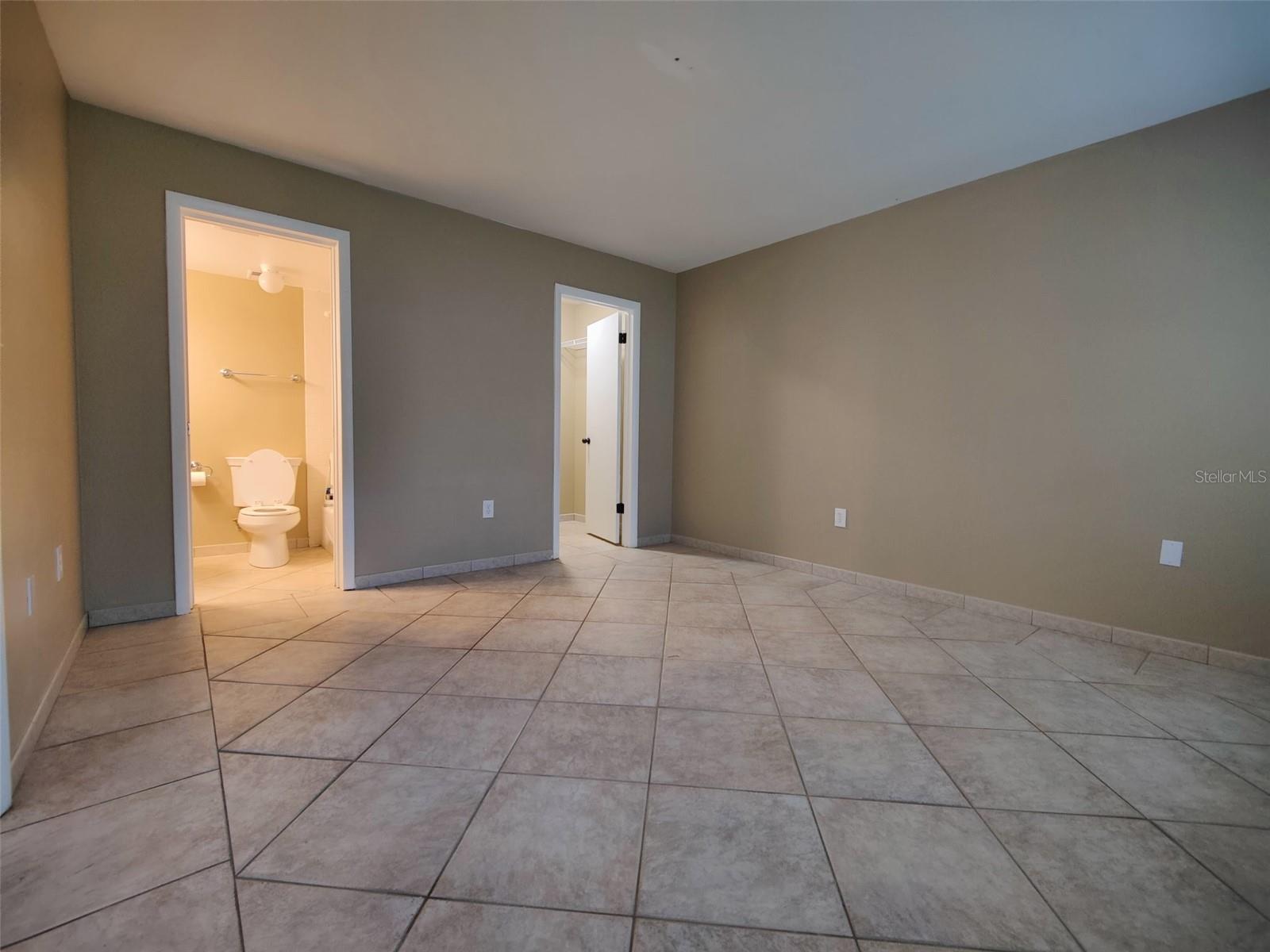 Image 6 of 23 For 6214 Dewdrop Way 6214