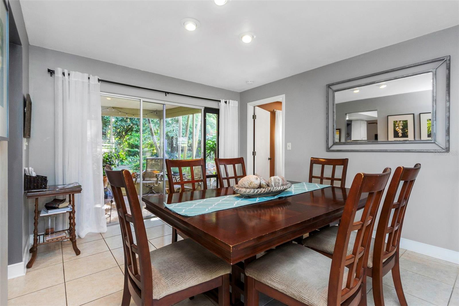 Image 13 of 78 For 16103 Armistead Lane