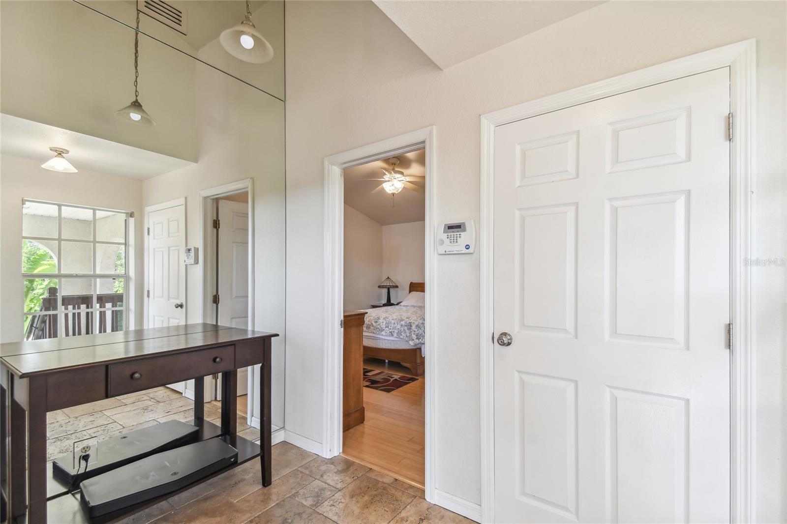 Image 18 of 34 For 5908 Mohr Road