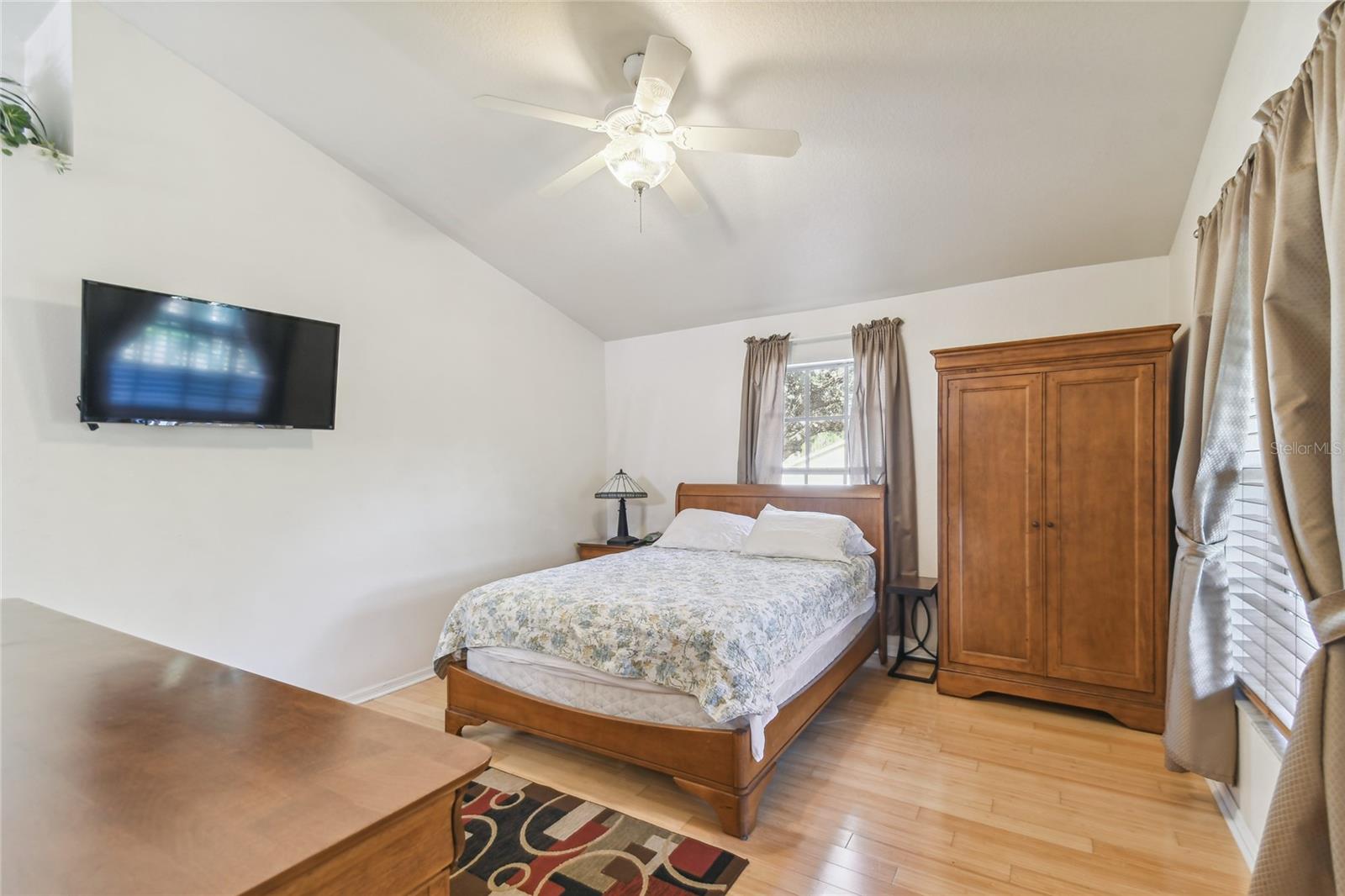 Image 19 of 34 For 5908 Mohr Road