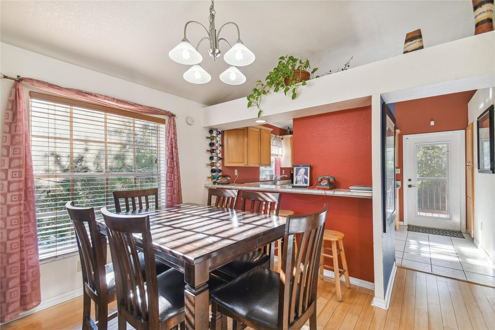 Image 28 of 34 For 5908 Mohr Road