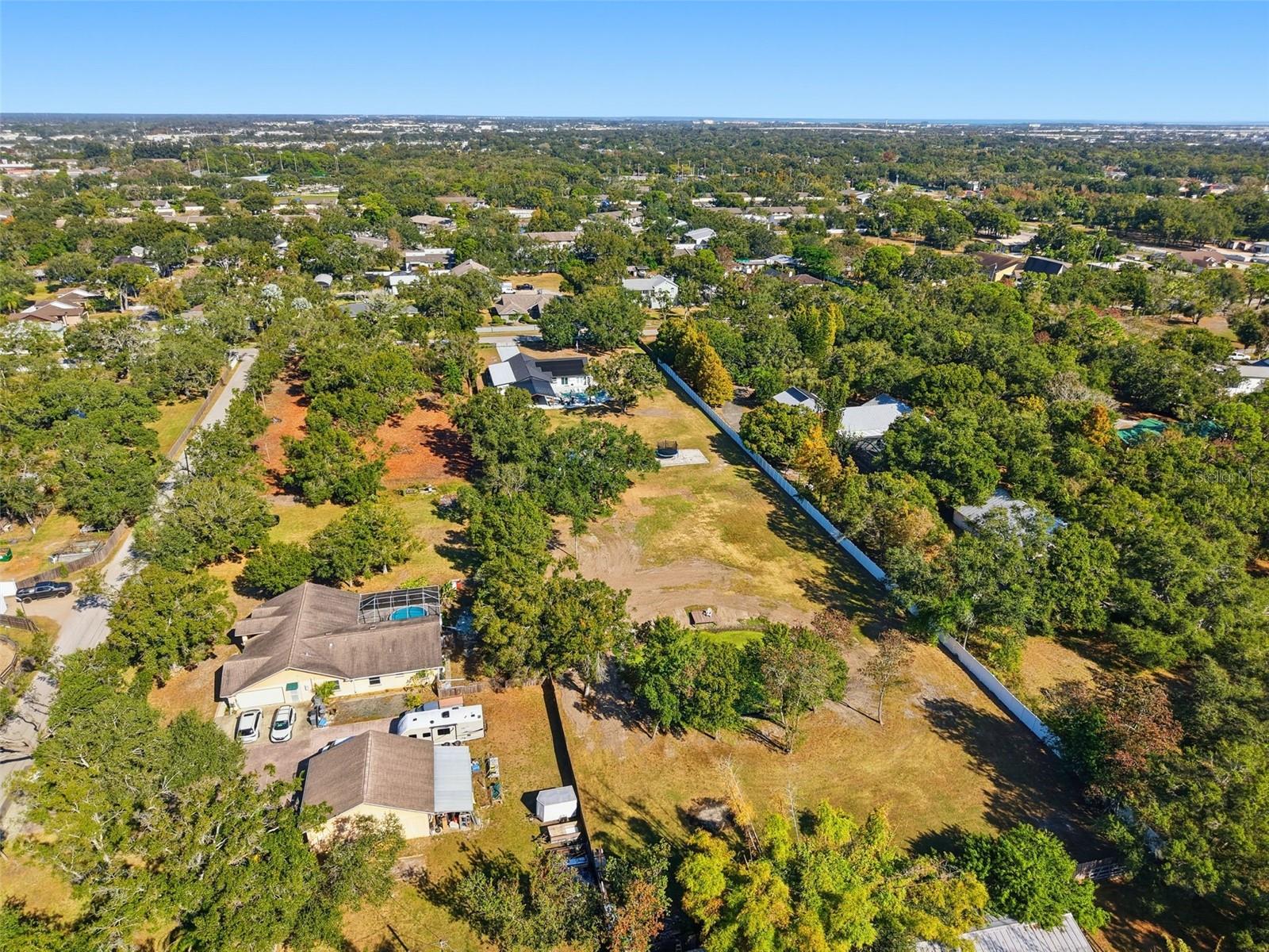 Listing photo id 66 for 6370 90th Avenue
