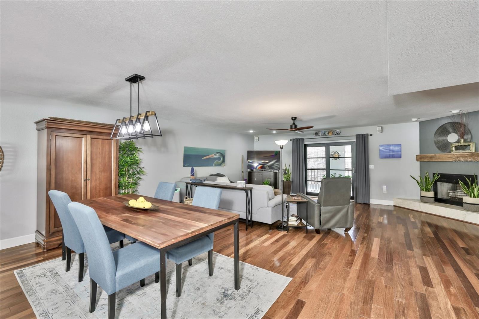 Image 2 of 42 For 1117 Pinellas Bayway S 305