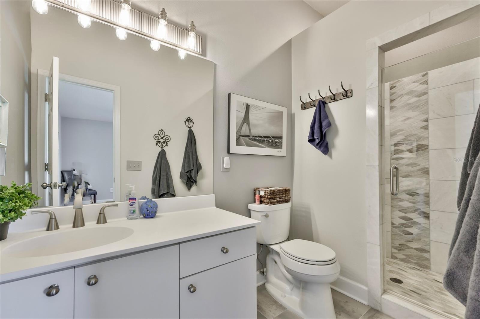 Image 26 of 42 For 1117 Pinellas Bayway S 305