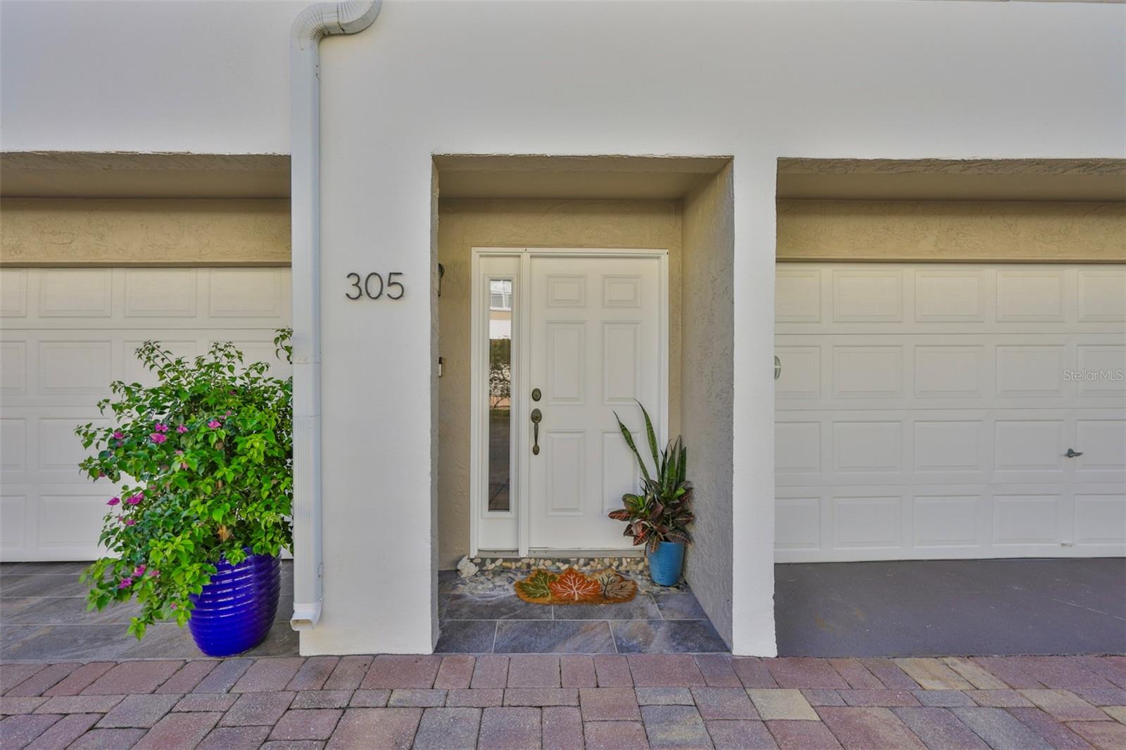 Image 27 of 42 For 1117 Pinellas Bayway S 305