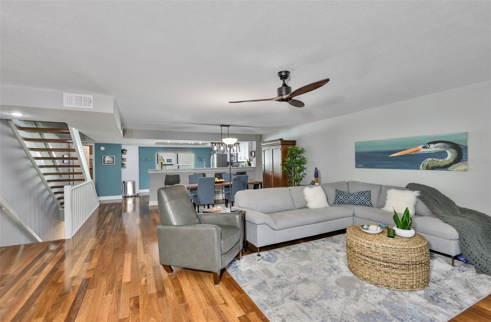 Image 3 of 42 For 1117 Pinellas Bayway S 305