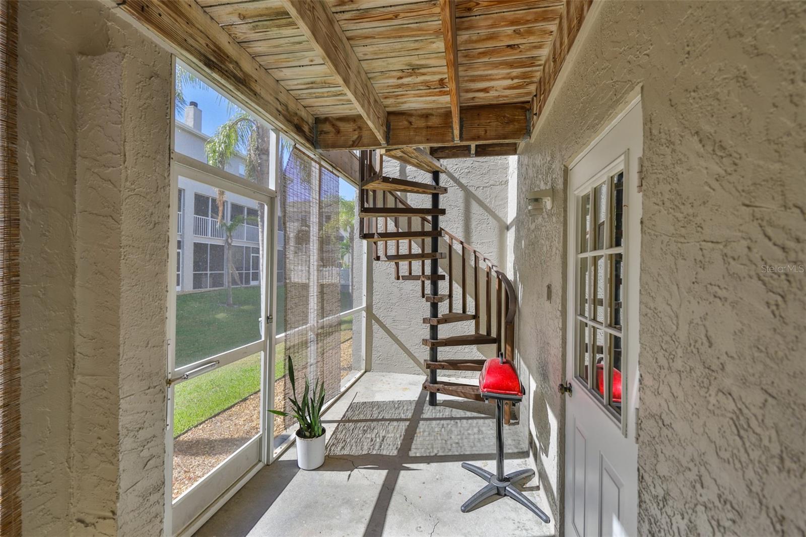 Image 32 of 42 For 1117 Pinellas Bayway S 305