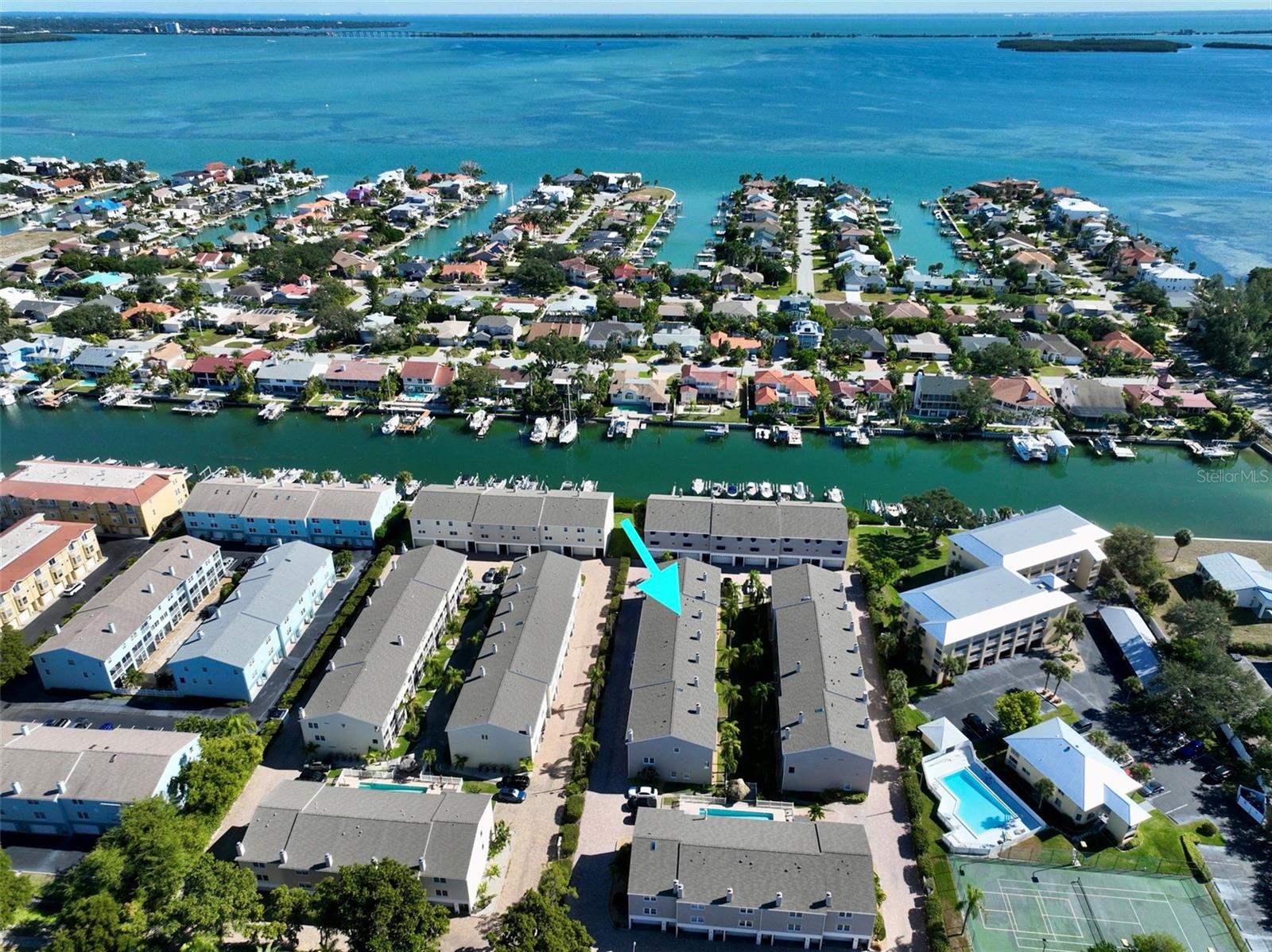 Image 36 of 42 For 1117 Pinellas Bayway S 305