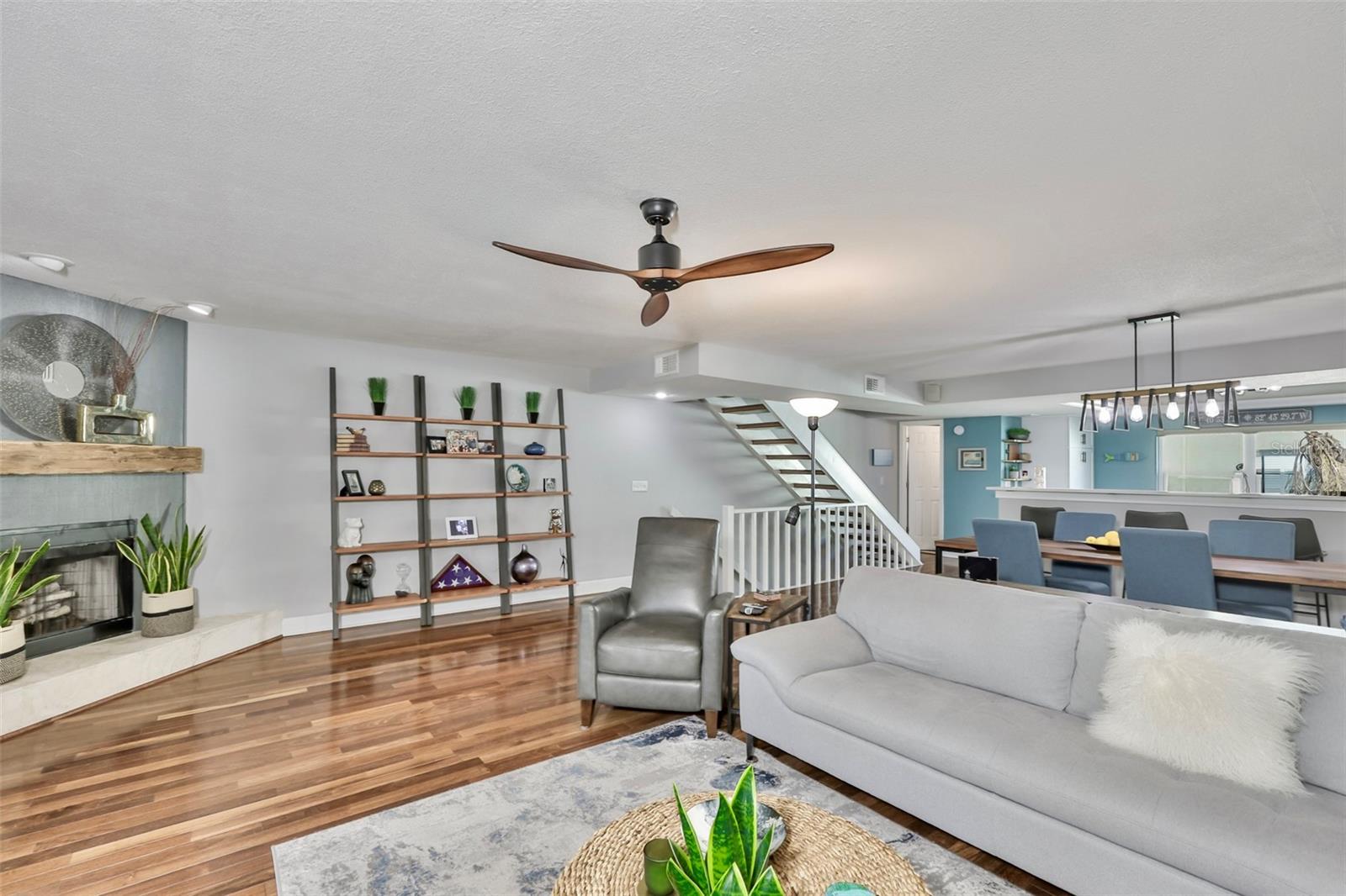 Image 4 of 42 For 1117 Pinellas Bayway S 305