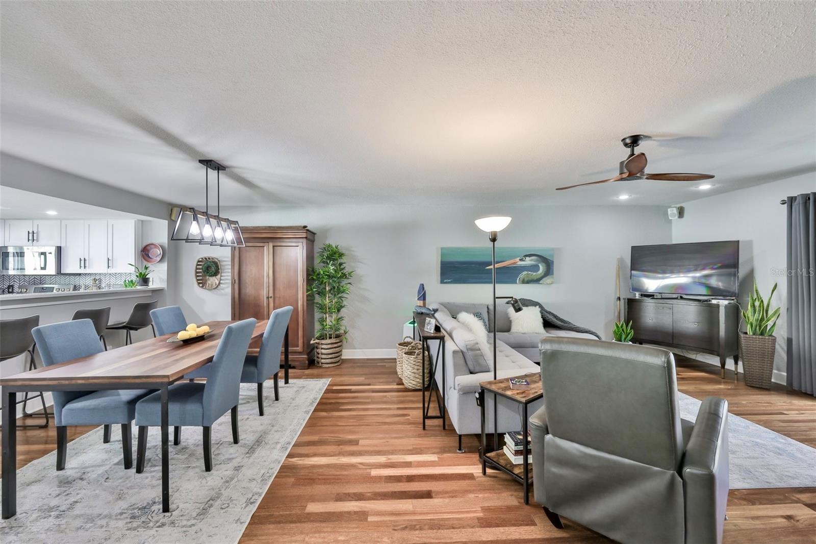 Image 5 of 42 For 1117 Pinellas Bayway S 305