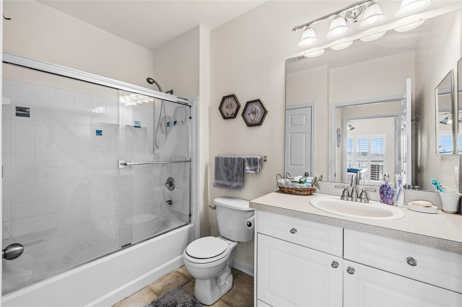 Image 19 of 34 For 1216 Missouri Avenue 203