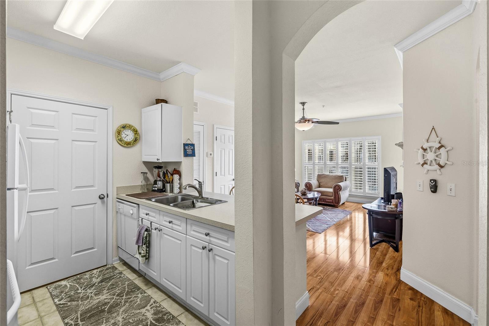 Image 8 of 34 For 1216 Missouri Avenue 203