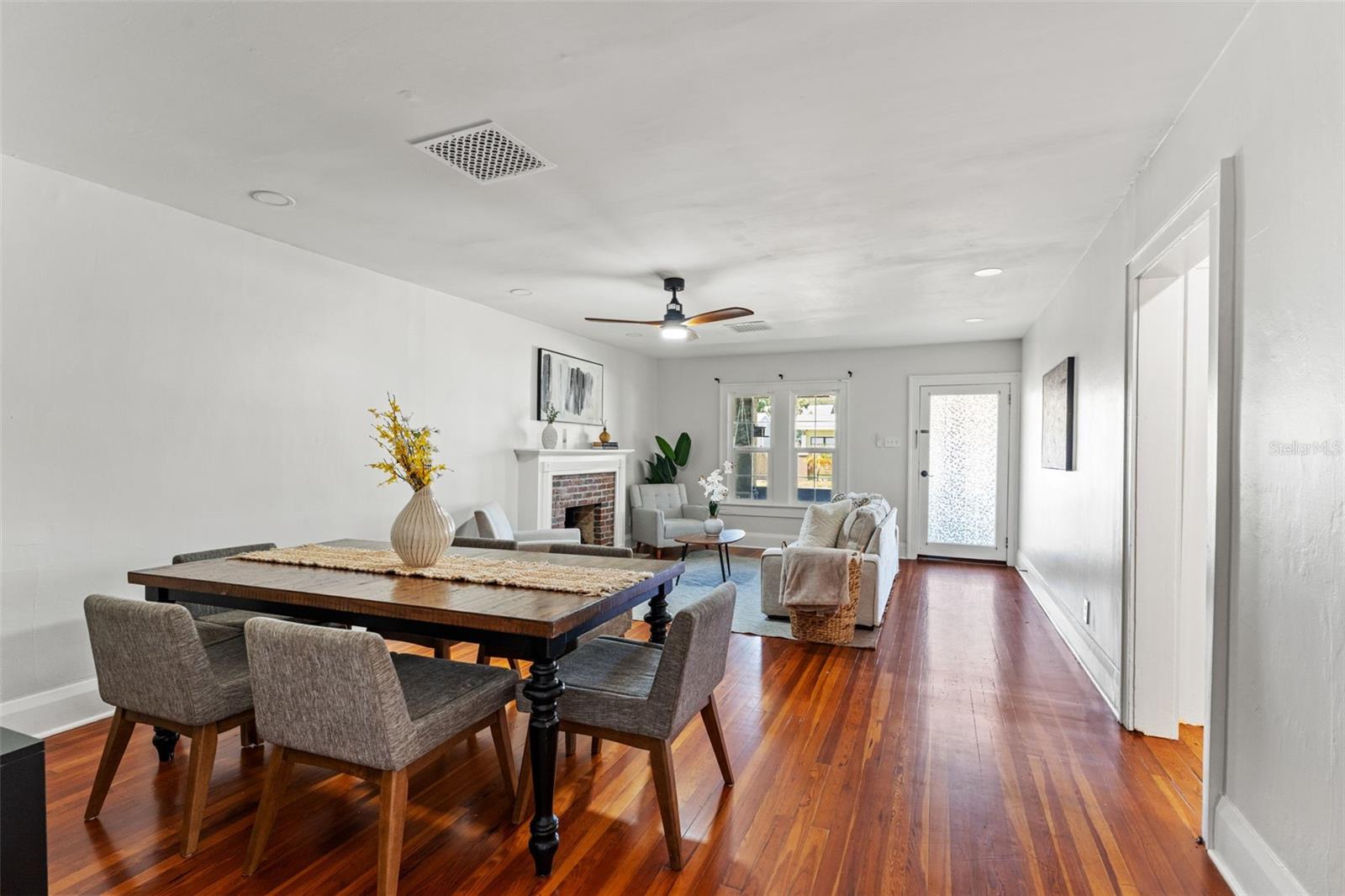 Image 9 of 54 For 407 Paris Street