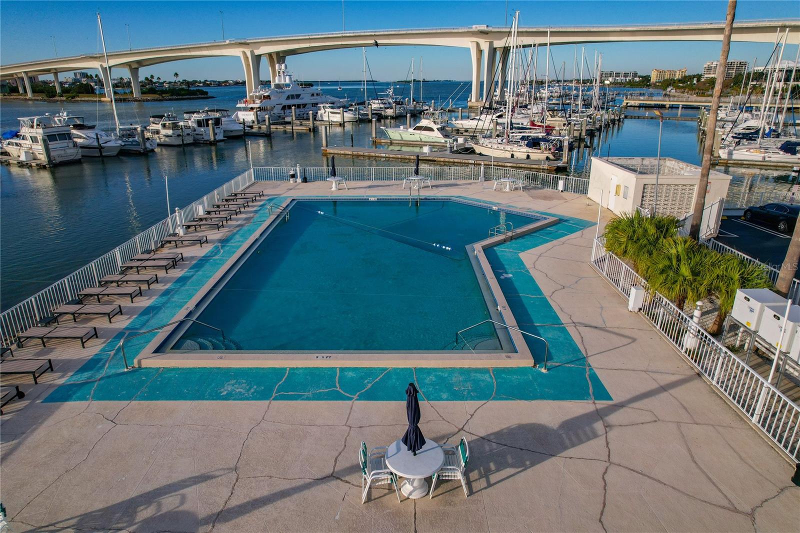 Image 16 of 74 For 100 Pierce Street 1202