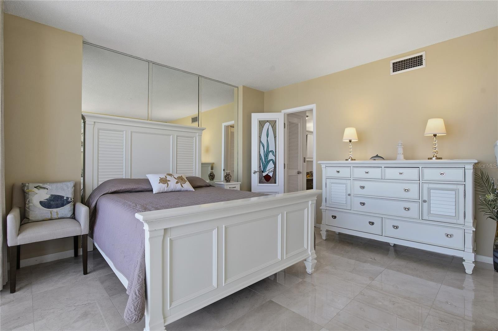 Image 38 of 74 For 100 Pierce Street 1202