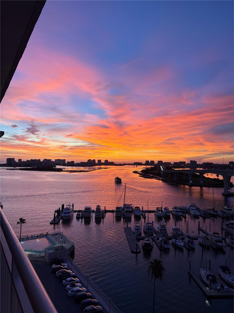 Image 68 of 74 For 100 Pierce Street 1202