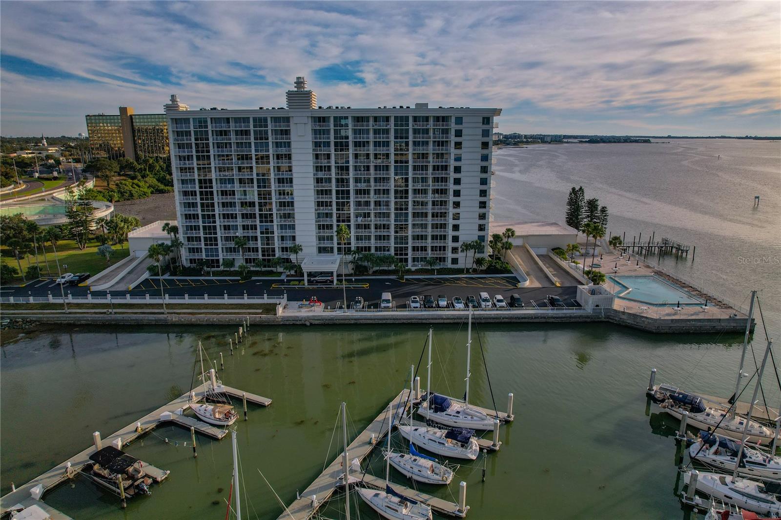 Image 8 of 74 For 100 Pierce Street 1202