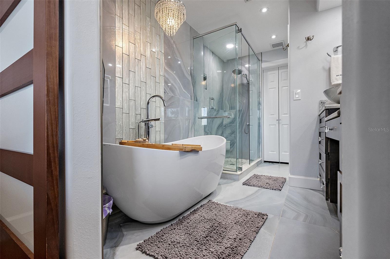 Image 26 of 42 For 380 Pinellas Bayway S.  E