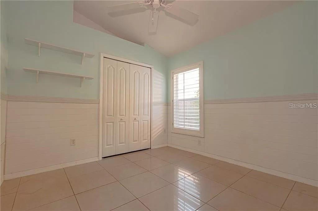 Image 23 of 41 For 3904 Ixora Court